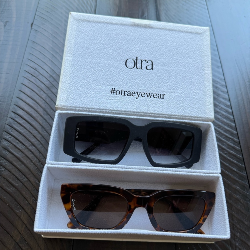 NWOT Women’s Otra Sunglasses